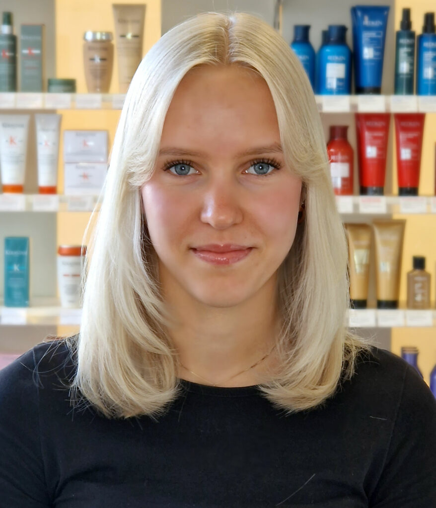 Lina S. (Trainee) - Frisör